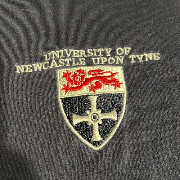 University of Newcastle upon Tyne T-shirt - Picture 5 of 5